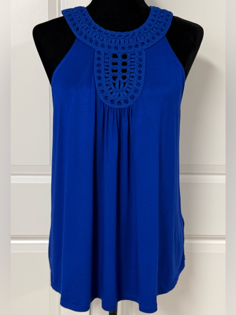 Cable & Gauge Crochet Sleeveless Top